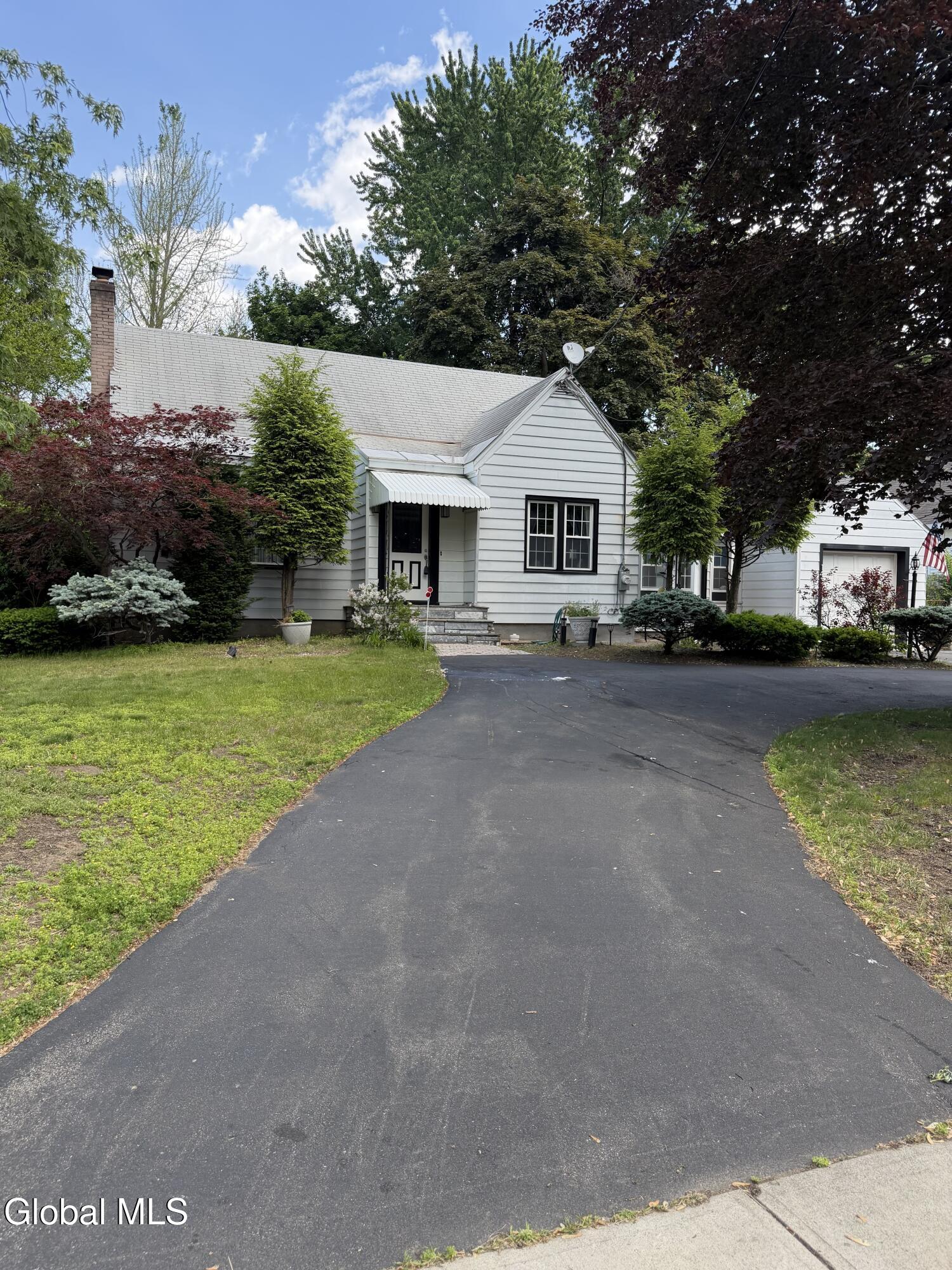 143 Sand Creek Road Colonie, NY 12205 - Photo 1 of 34 IMG_2308