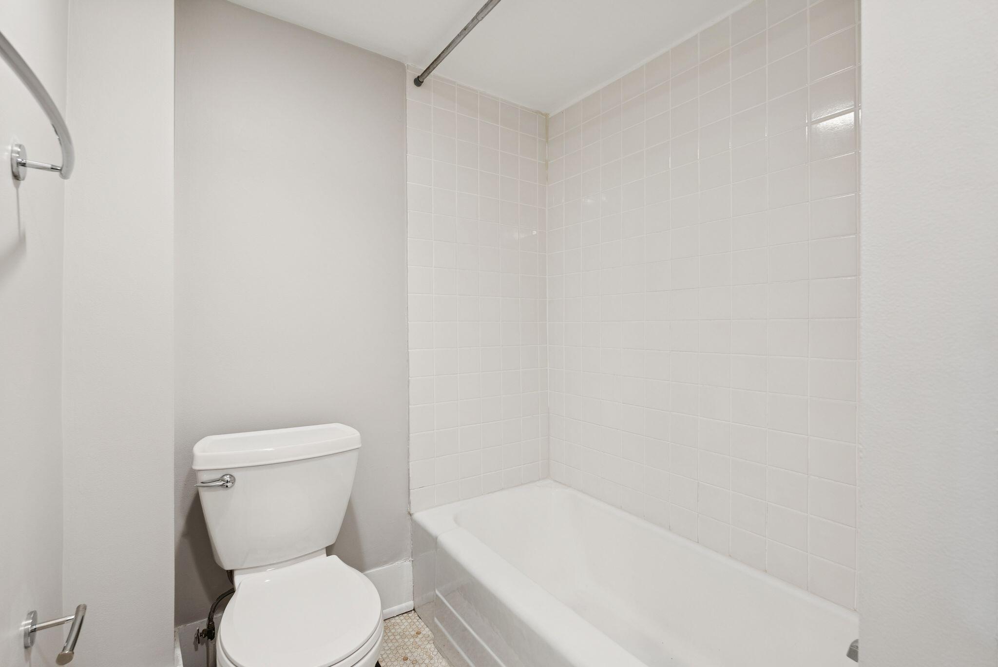 11 Parris Street, Unit 3 Portland, ME 04101 - Photo 22 of 39 35_DSC08292