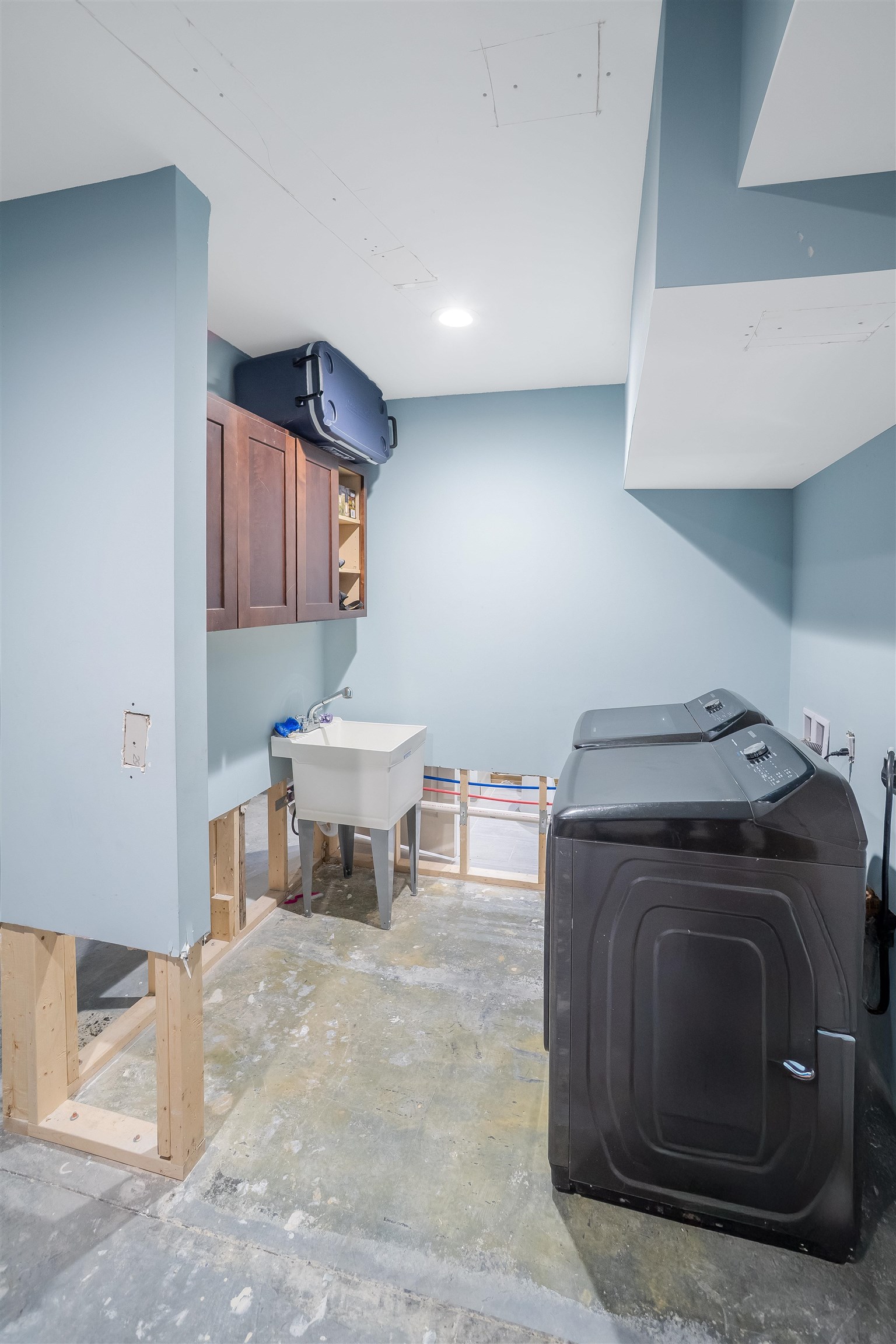 1771 Marble Ridge Drive Harrisonburg, VA 22801 - Photo 31 of 49 a living room with furniture and a fireplace