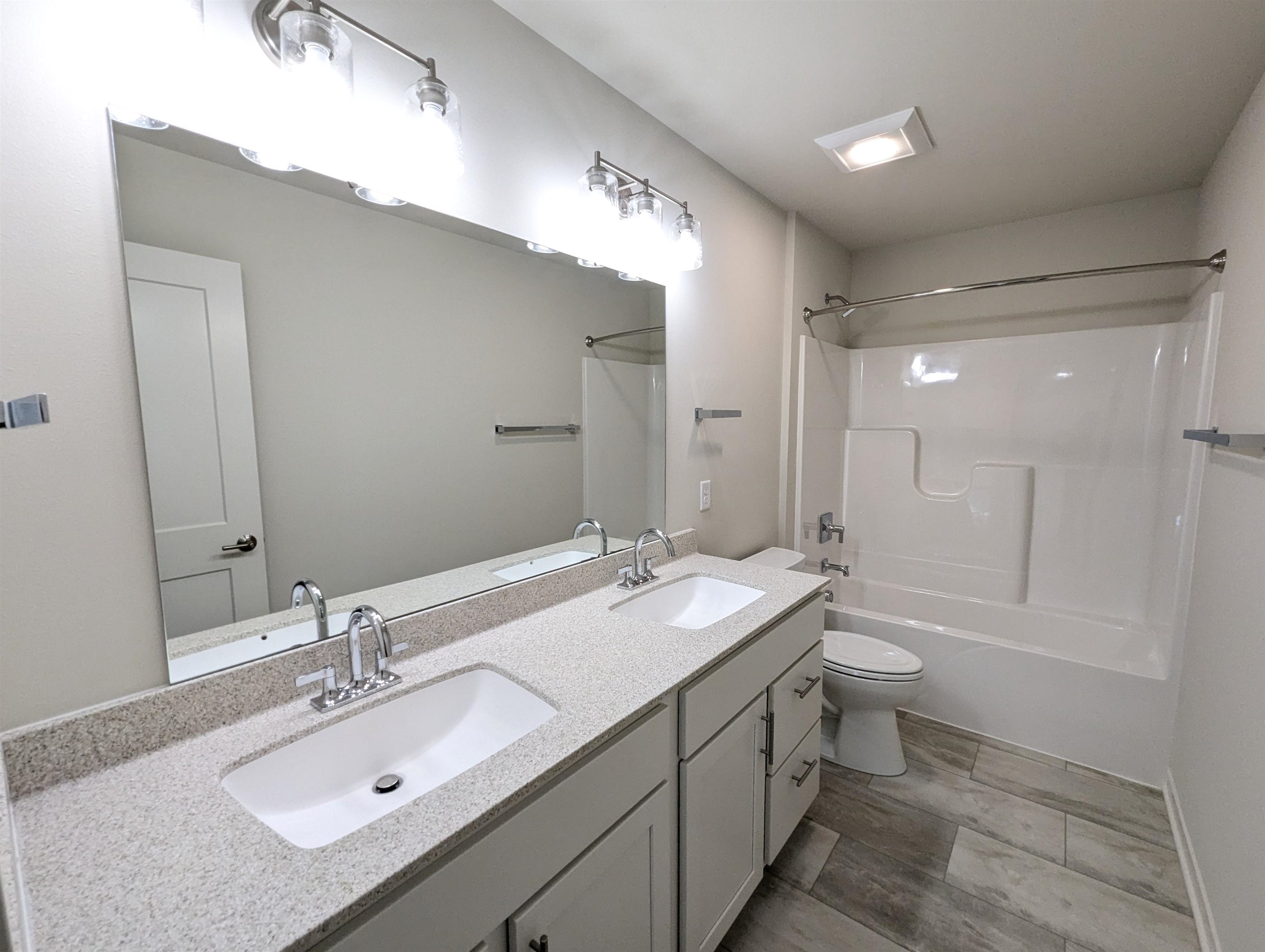 6648 Redpoll Road Middleton, WI 53562 - Photo 46 of 51 Gallery Image 46