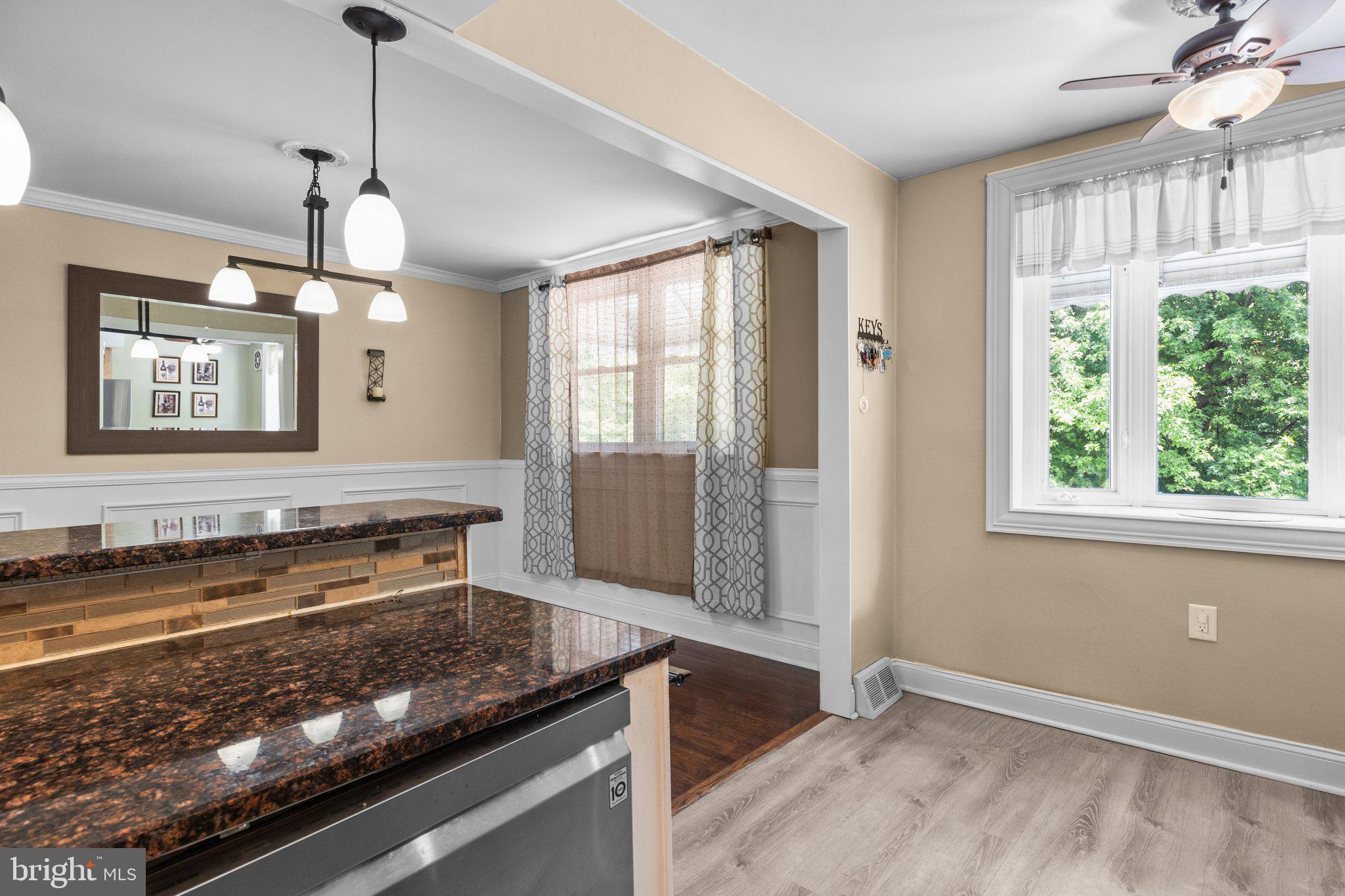 11878 Basile Road Philadelphia, PA 19154 - Photo 12 of 33 Gallery Image 12