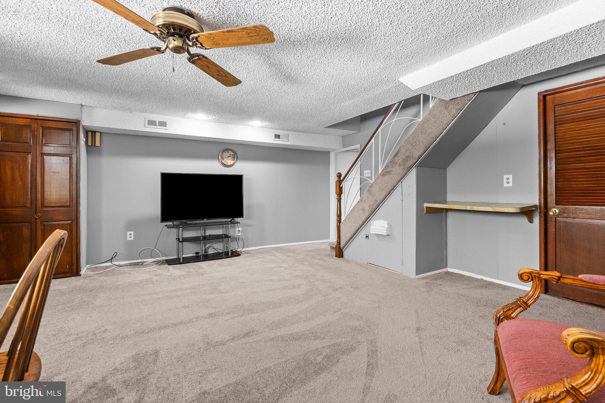 11878 Basile Road Philadelphia, PA 19154 - Photo 23 of 33 Gallery Image 23
