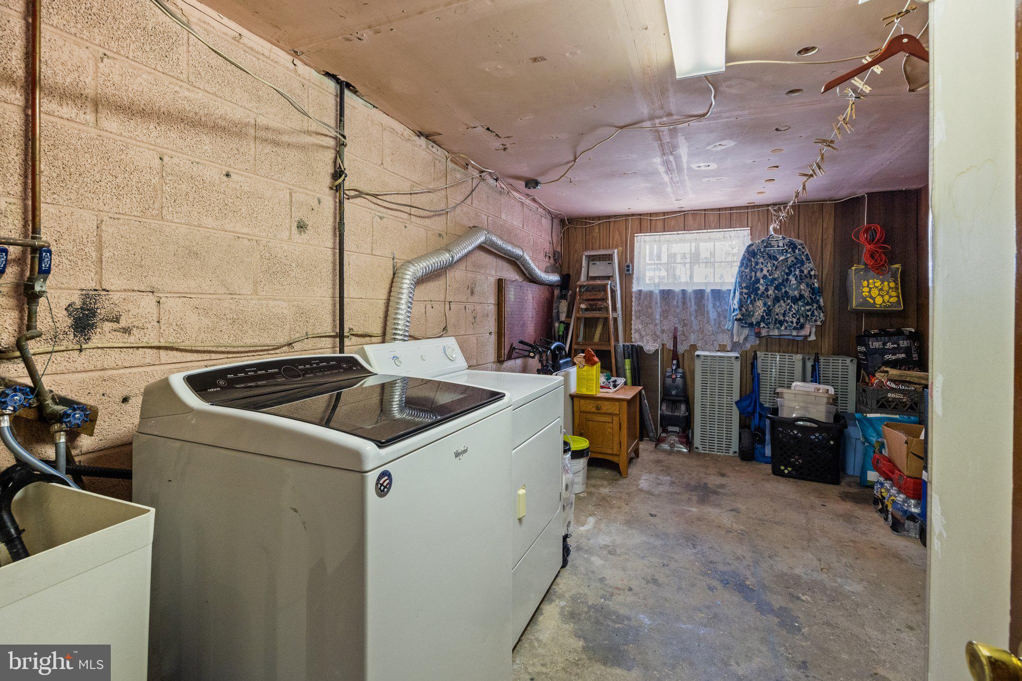 11878 Basile Road Philadelphia, PA 19154 - Photo 28 of 33 Gallery Image 28