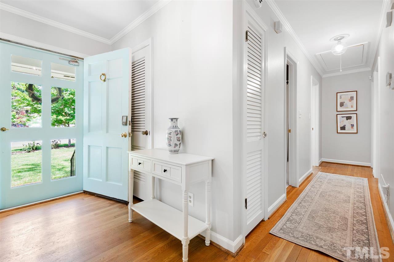 713 Davidson Street Raleigh, NC 27609 - Photo 4 of 21
