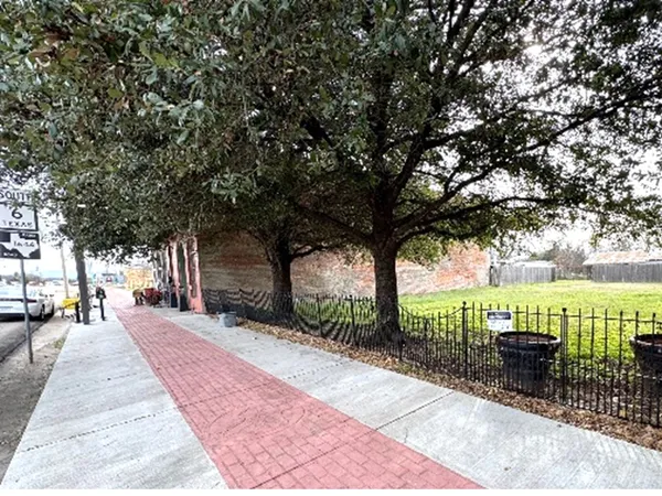 $60,000 | 703-705 South Main Street, Calvert, TX 77837