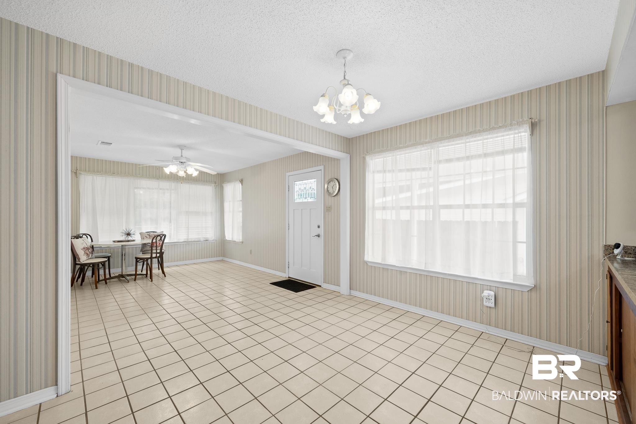 413 Wisteria Street Fairhope, AL 36532 - Photo 9 of 23