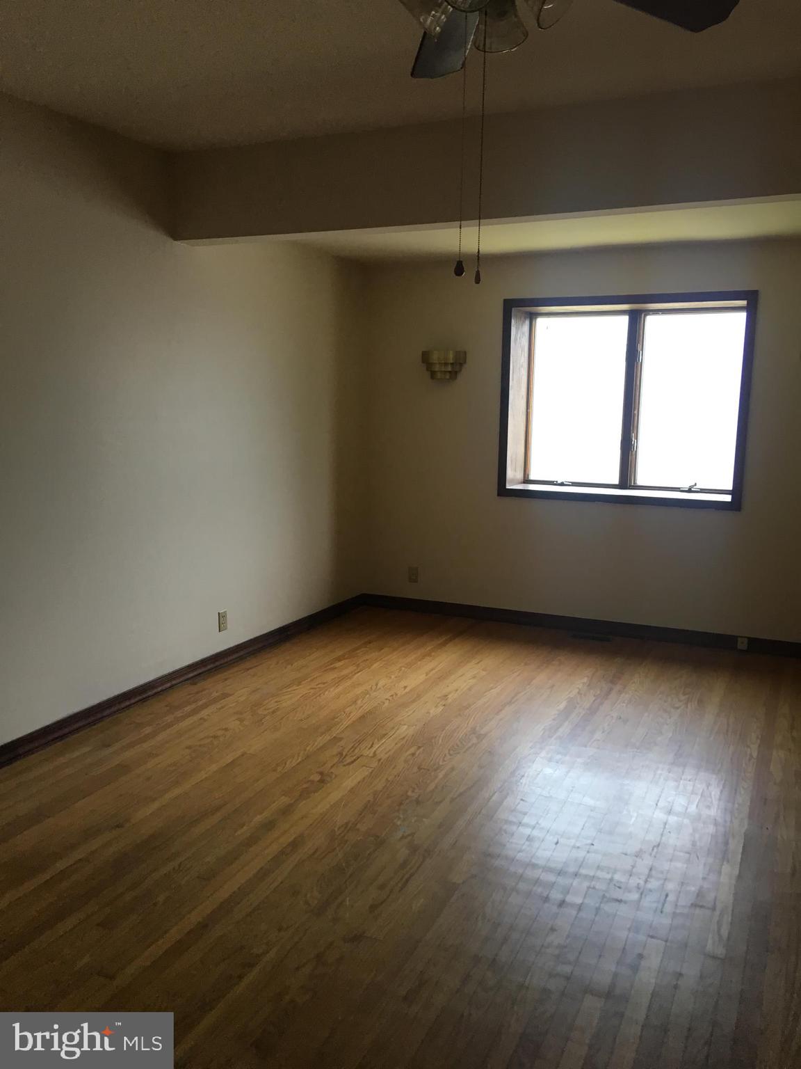 742 Franklin Street Delanco, NJ 08075 - Photo 3 of 27