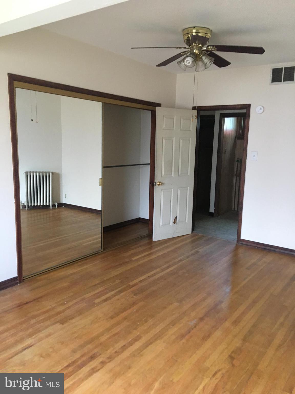 742 Franklin Street Delanco, NJ 08075 - Photo 4 of 27