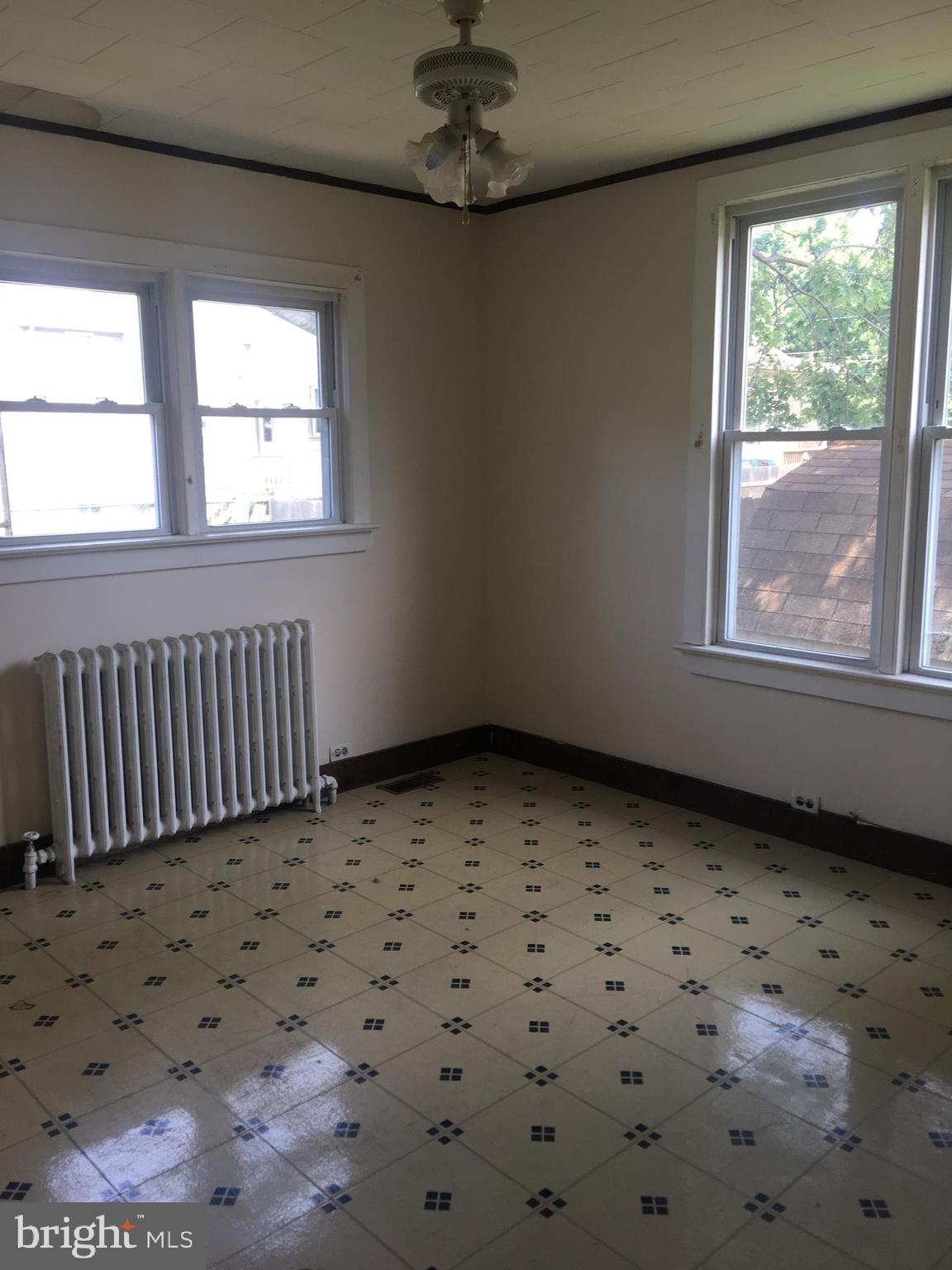 742 Franklin Street Delanco, NJ 08075 - Photo 10 of 27