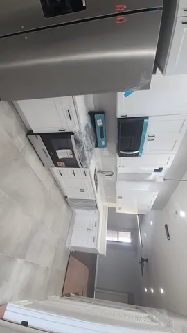 $2,500 | 6443 South Peoria Street, Unit 1, Chicago, IL 60621