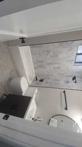 $2,500 | 6443 South Peoria Street, Unit 1, Chicago, IL 60621