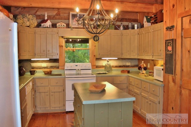 129 Yellow Bear Road Todd, NC 28684 - Photo 3 of 27 Gallery Image 3