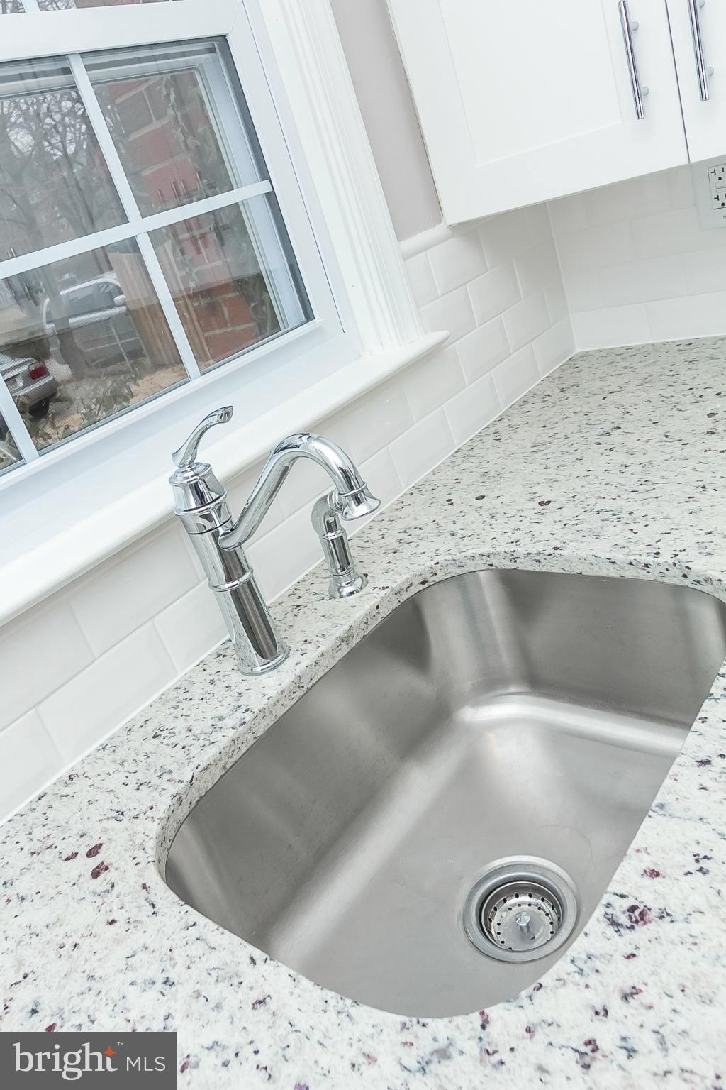 8502 Pleasant Plains Road Towson, MD 21286 - Photo 10 of 26 Kitchen