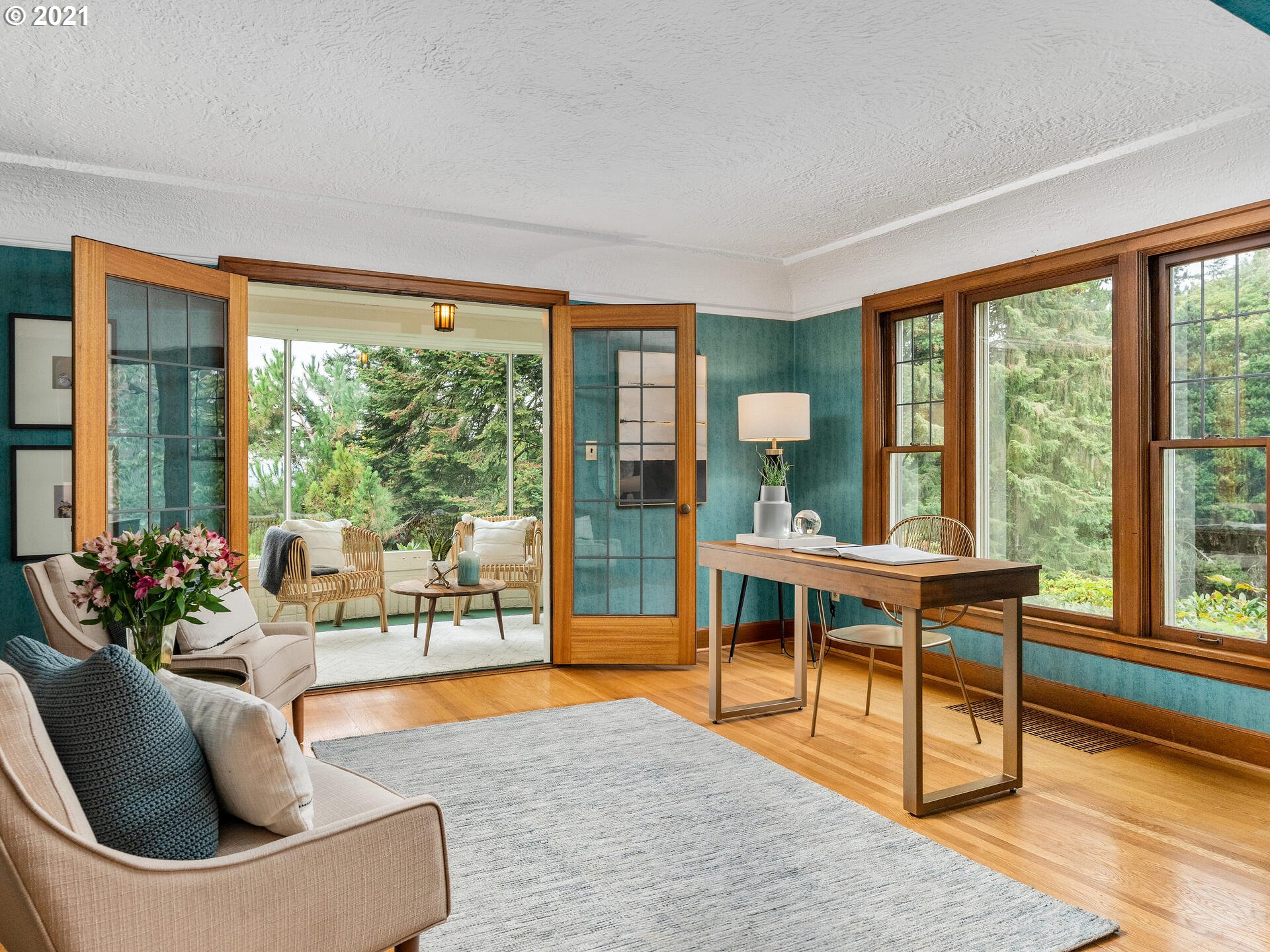 3105 Northwest Cumberland Road Portland, OR 97210 - Photo 3 of 32 Gallery Image 3