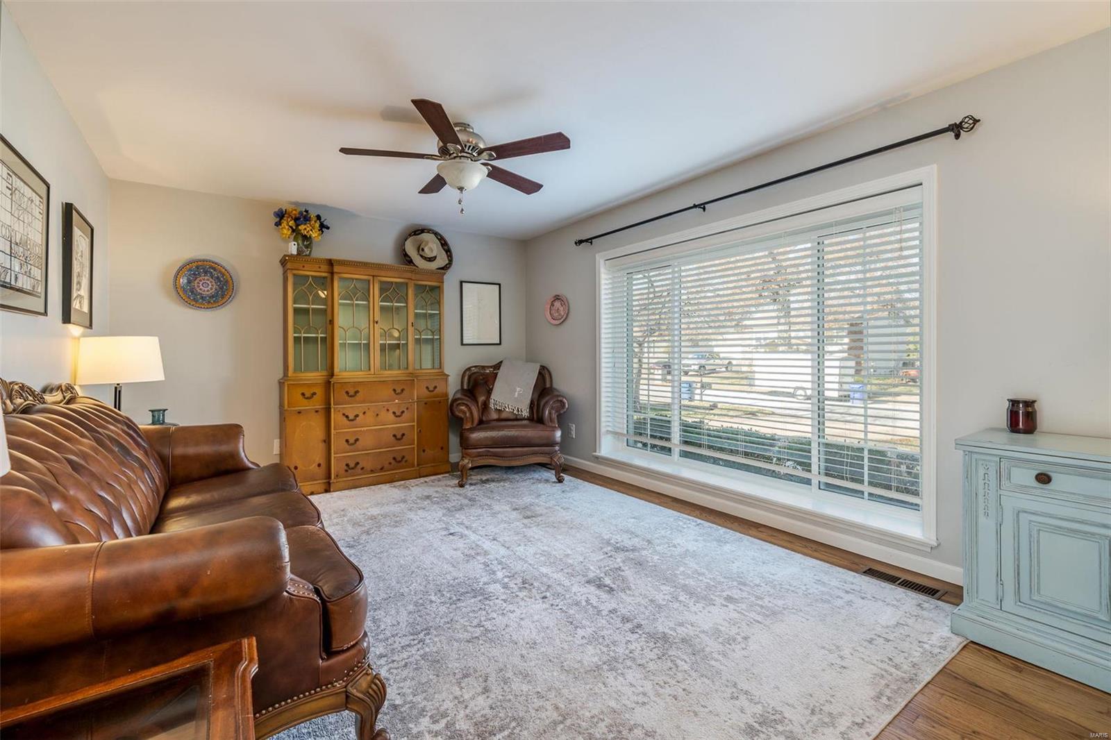 366 Messina Drive Ballwin, MO 63021 - Photo 11 of 41