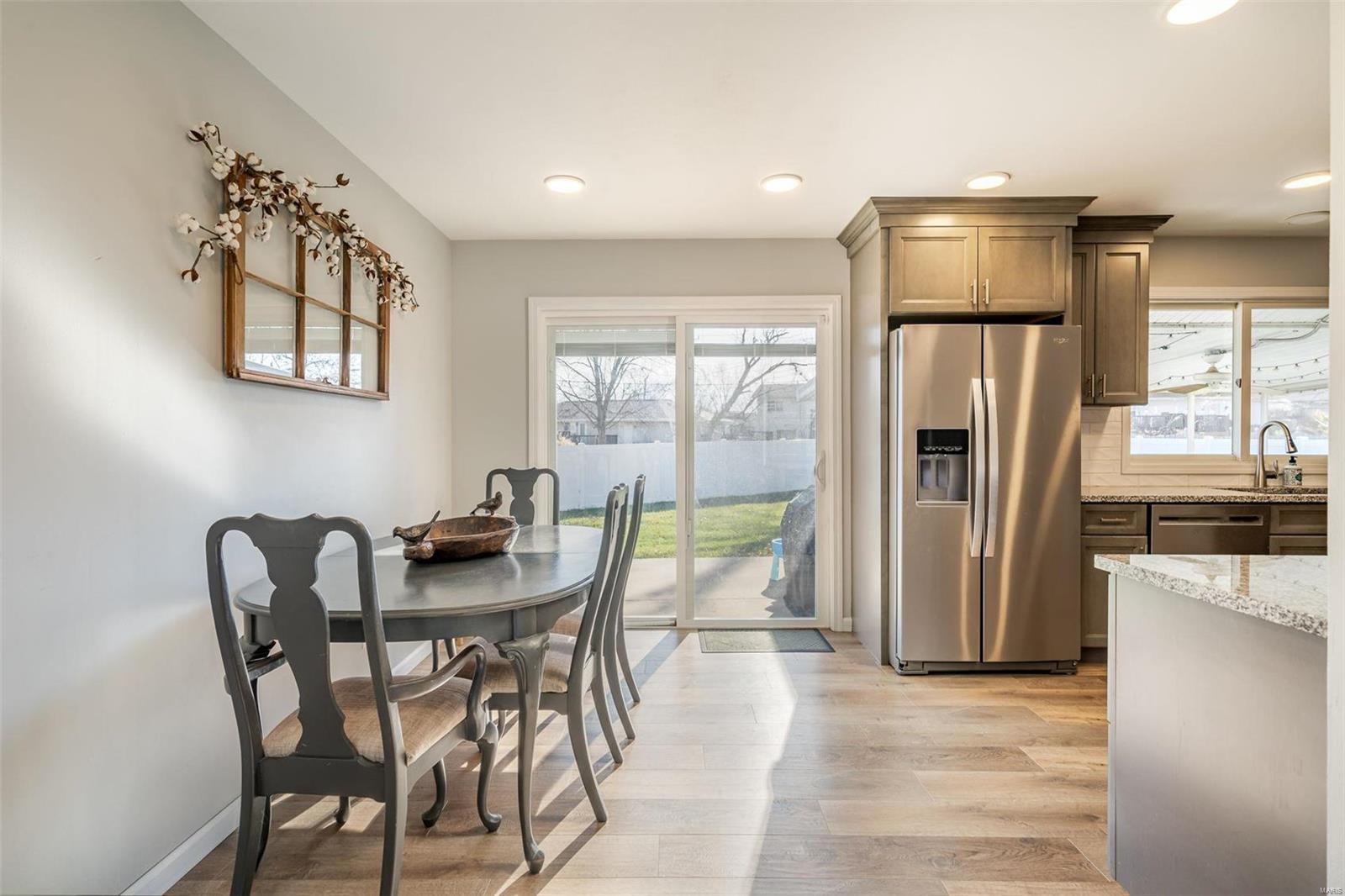 366 Messina Drive Ballwin, MO 63021 - Photo 13 of 41