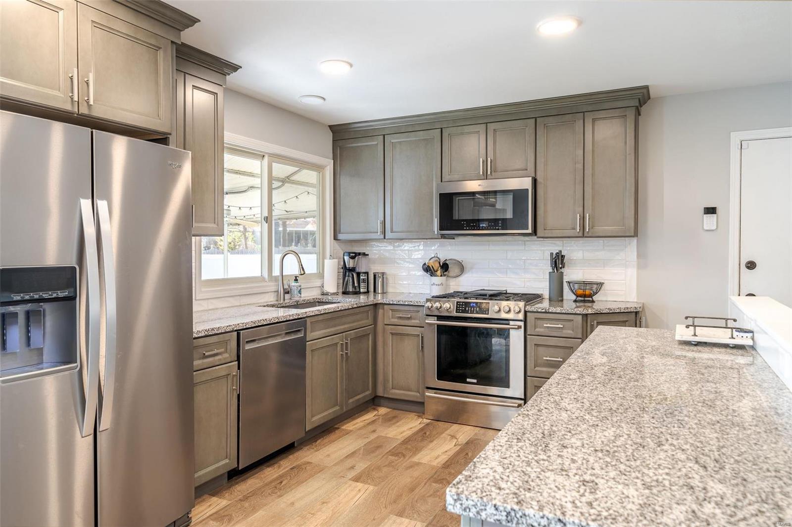 366 Messina Drive Ballwin, MO 63021 - Photo 15 of 41