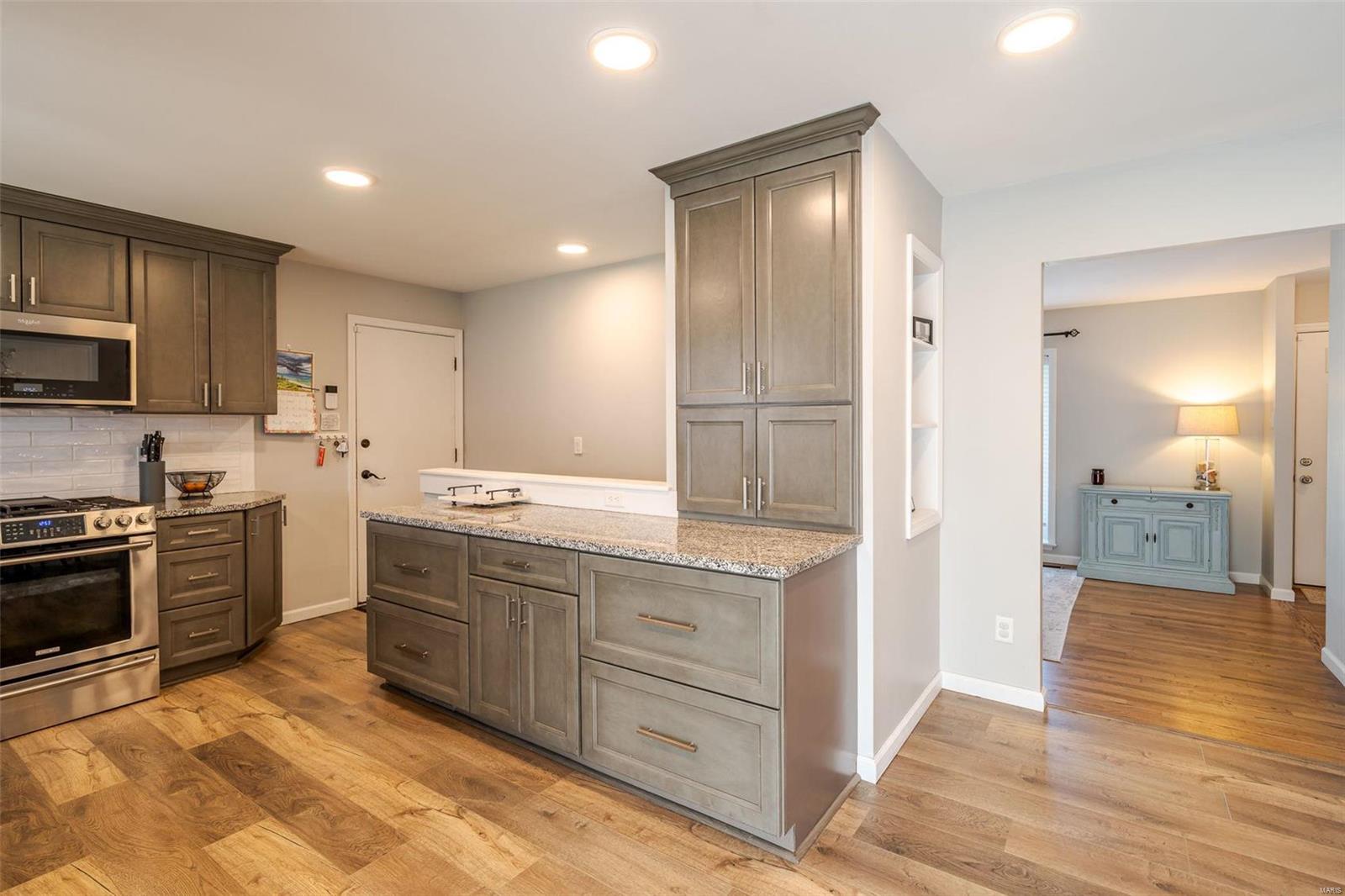 366 Messina Drive Ballwin, MO 63021 - Photo 17 of 41