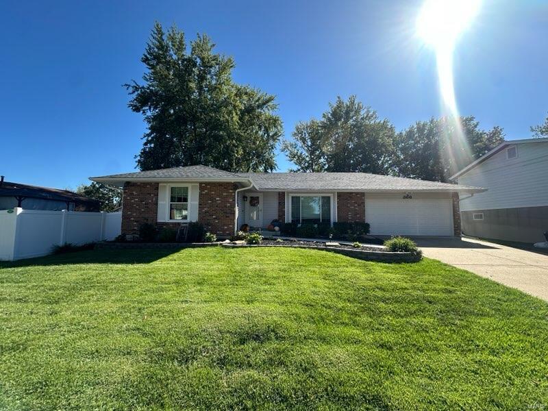 366 Messina Drive Ballwin, MO 63021 - Photo 2 of 41