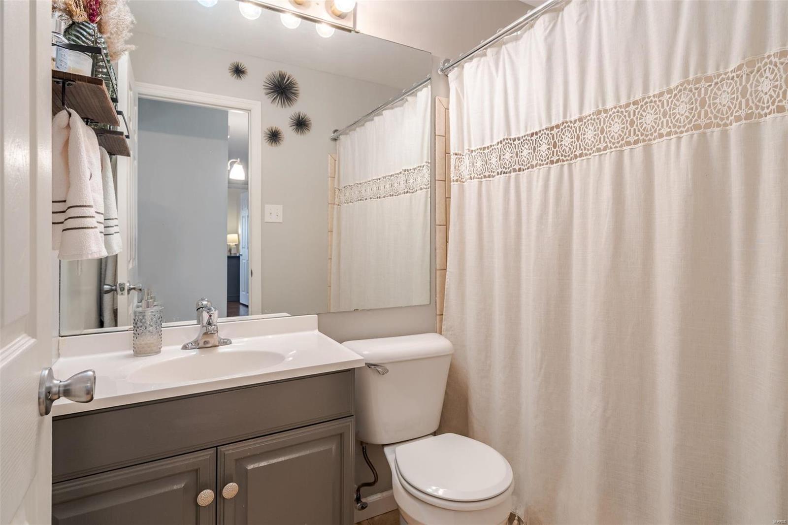 366 Messina Drive Ballwin, MO 63021 - Photo 27 of 41