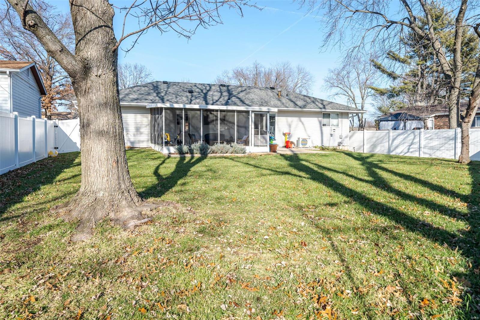 366 Messina Drive Ballwin, MO 63021 - Photo 36 of 41