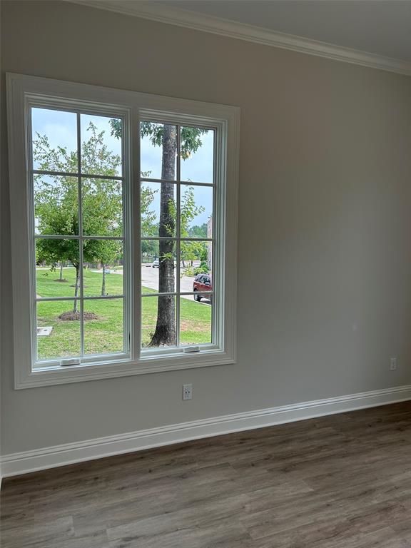 1946 Chestnut Pk Lane Shreveport, LA 71106 - Photo 9 of 23 great windows