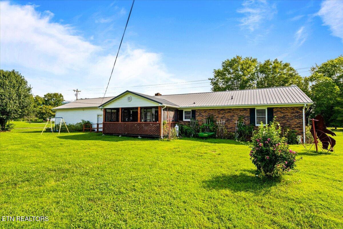 177 Thomas Road Speedwell, TN 37870 - Photo 8 of 46 63-177 Thomas Rd