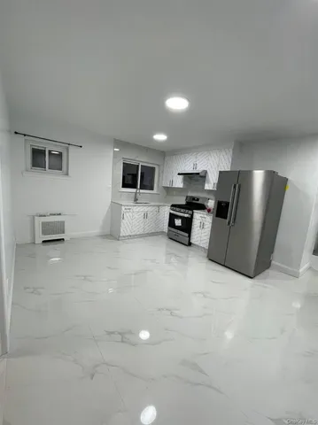 $3,500 | 198-01 56th Avenue | Auburndale