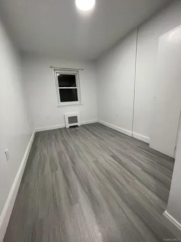 $3,500 | 198-01 56th Avenue | Auburndale