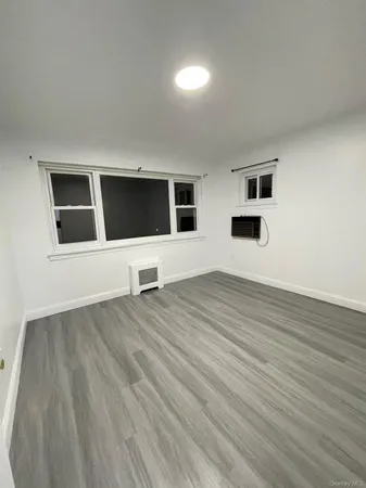 $3,000 | 198-01 56th Avenue | Auburndale