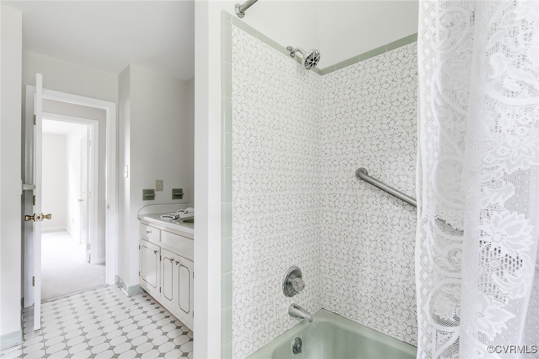 11401 Driscoll Road Chester, VA 23831 - Photo 26 of 36 hall bathroom