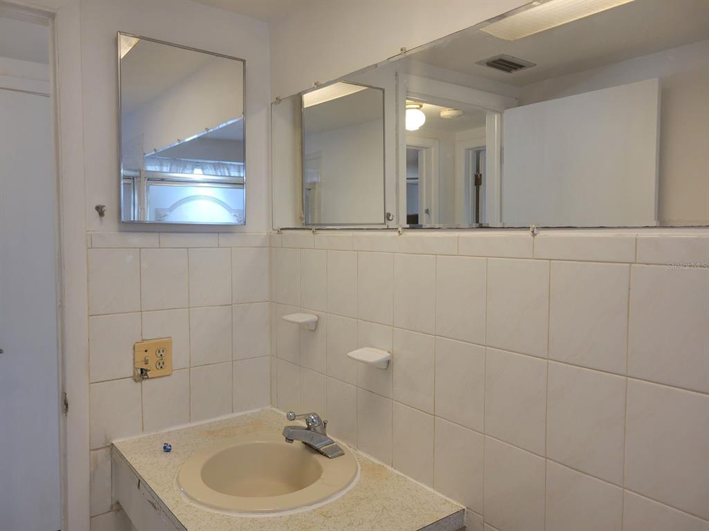 5123 Mecaslin Drive New Port Richey, FL 34652 - Photo 23 of 31