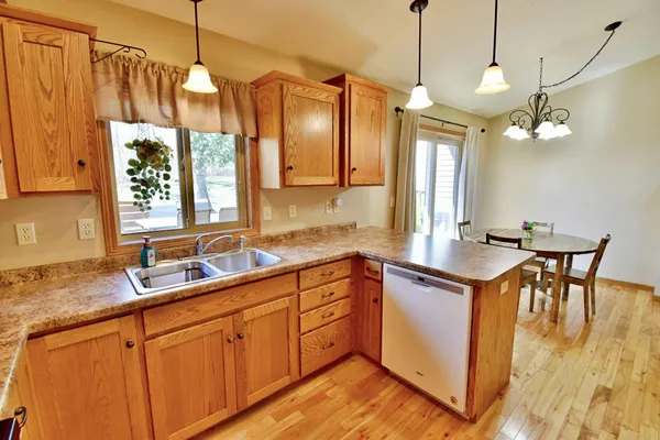 $374,900 | 1502 17th Street South, Sartell, MN 56377