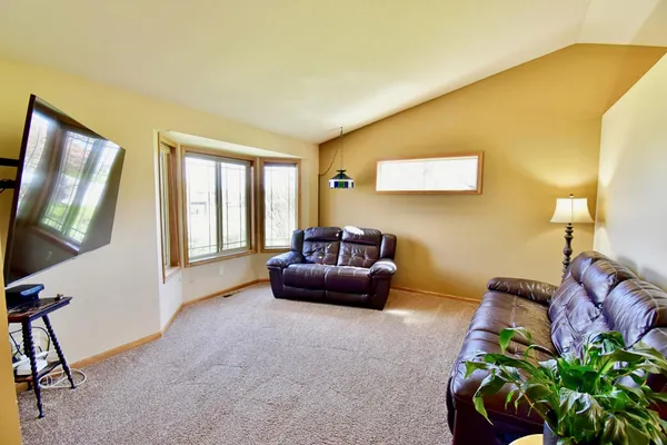 $374,900 | 1502 17th Street South, Sartell, MN 56377