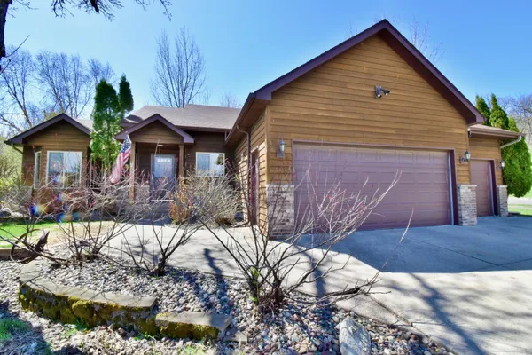 $374,900 | 1502 17th Street South, Sartell, MN 56377