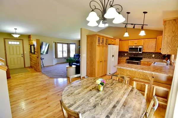 $374,900 | 1502 17th Street South, Sartell, MN 56377