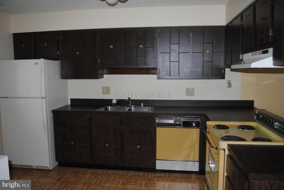 9205 Rusty Anchor Road, Unit A8 Ocean City, MD 21842 - Photo 4 of 14 Gallery Image 4