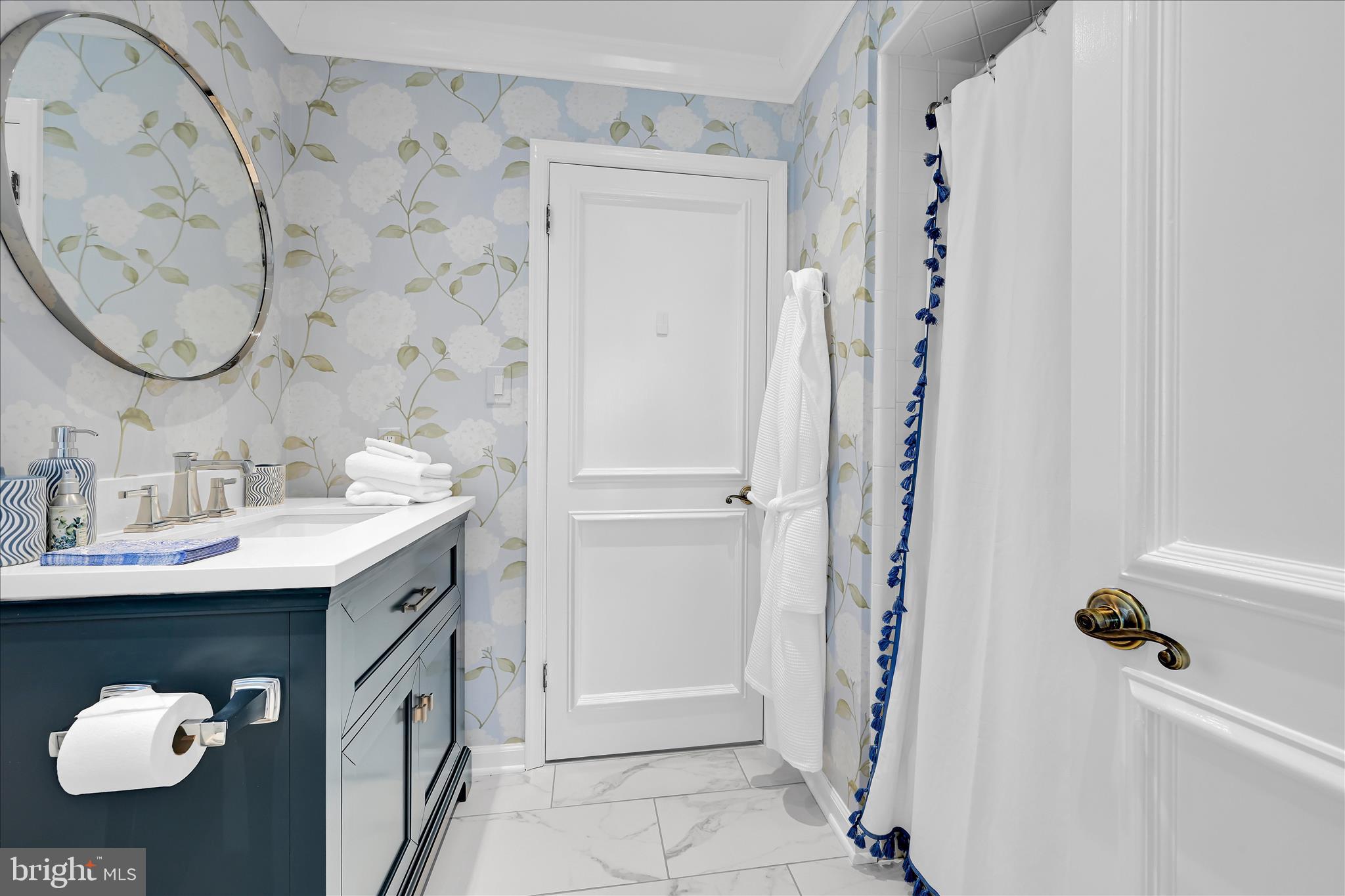 418 Mill Creek Road Gladwyne, PA 19035 - Photo 44 of 58 2nd Floor Jack n Jill Bathroom