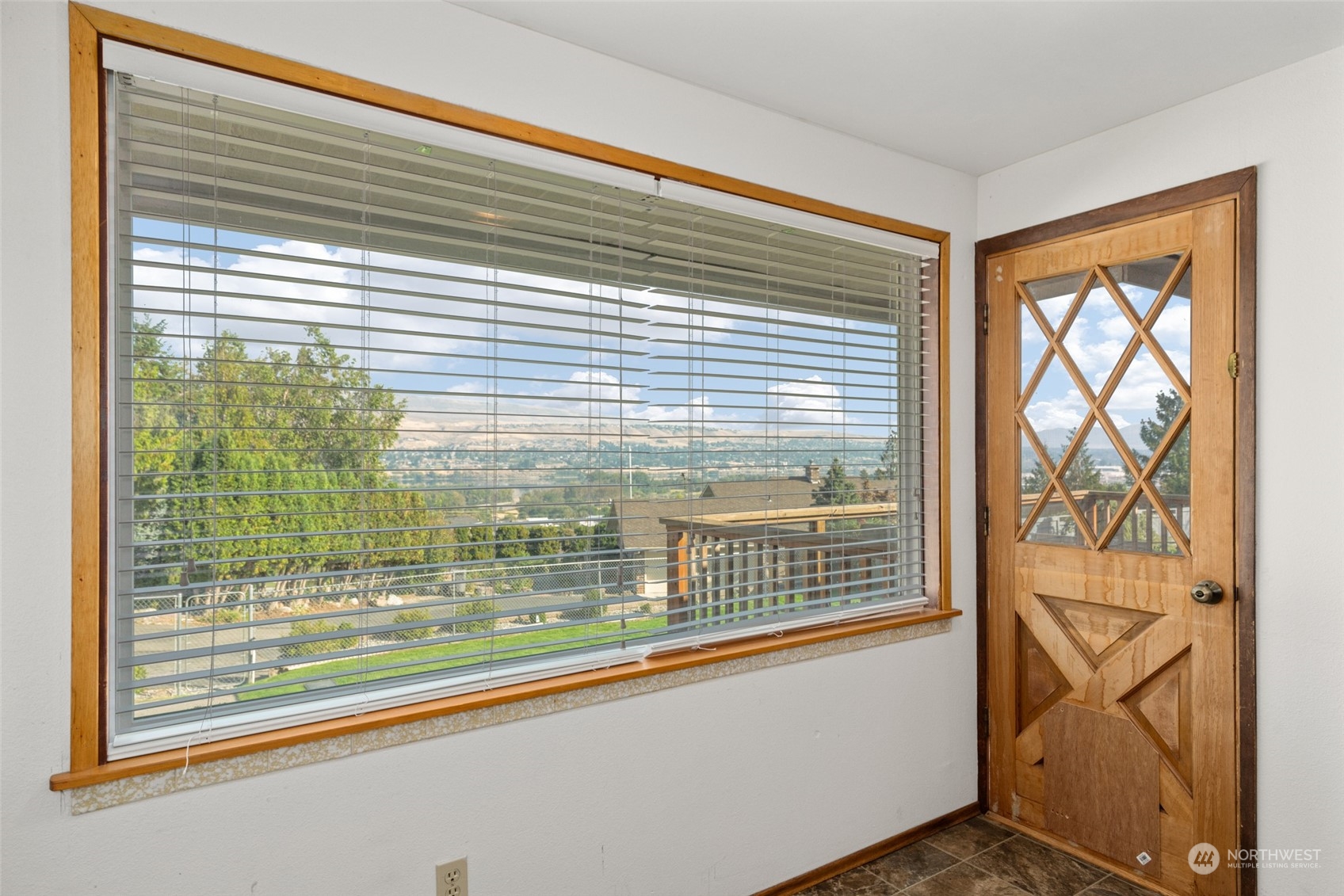 1618 Horselake Road Wenatchee, WA 98801 - Photo 17 of 34 Gallery Image 17