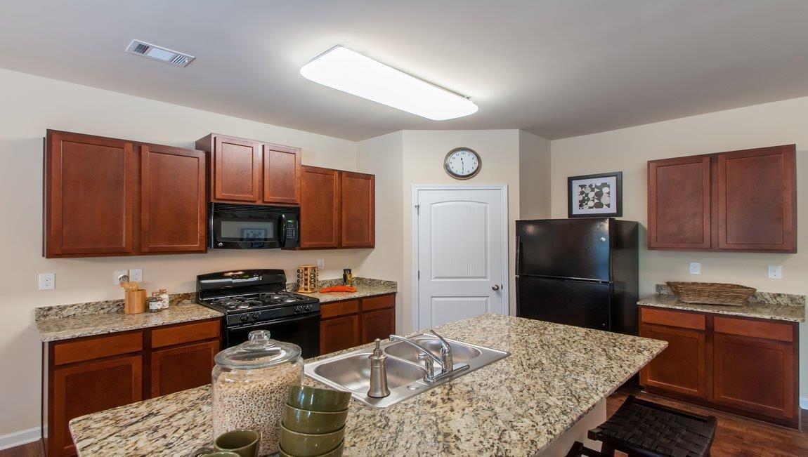 638 Earl Godwin Road Freeport, FL 32439 - Photo 6 of 29 Gallery Image 6