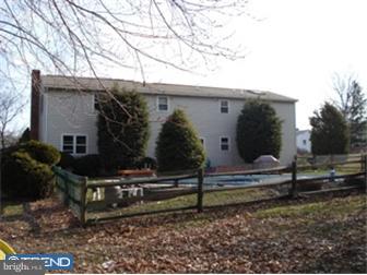 300 Spring Lane Perkasie, PA 18944 - Photo 2 of 11 Exterior Back