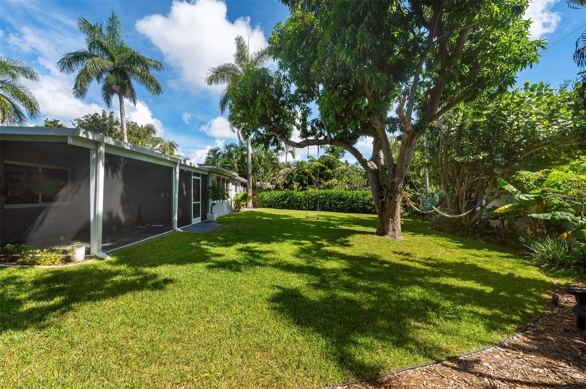 330 Northwest 3rd Court Boca Raton, FL 33432 - Photo 6 of 25 Photo 6