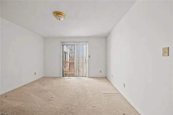 $199,000 | 3520 Heathrow Drive, Winston-Salem, NC 27127