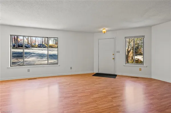 $199,000 | 3520 Heathrow Drive, Winston-Salem, NC 27127