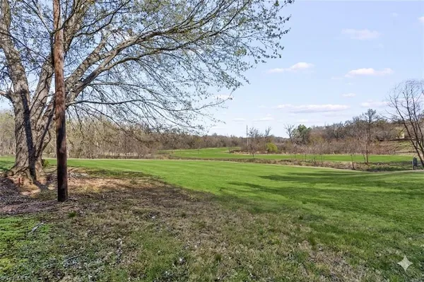 $199,000 | 3520 Heathrow Drive, Winston-Salem, NC 27127