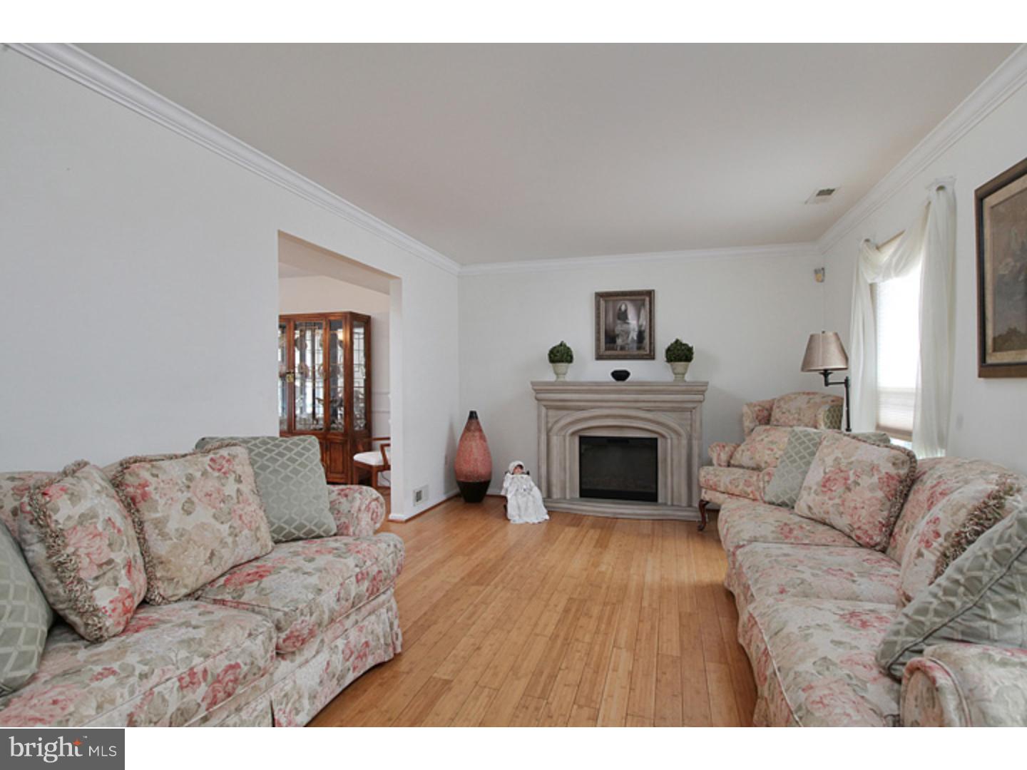 236 Whitemarsh Road Sewell, NJ 08080 - Photo 5 of 18 Gallery Image 5