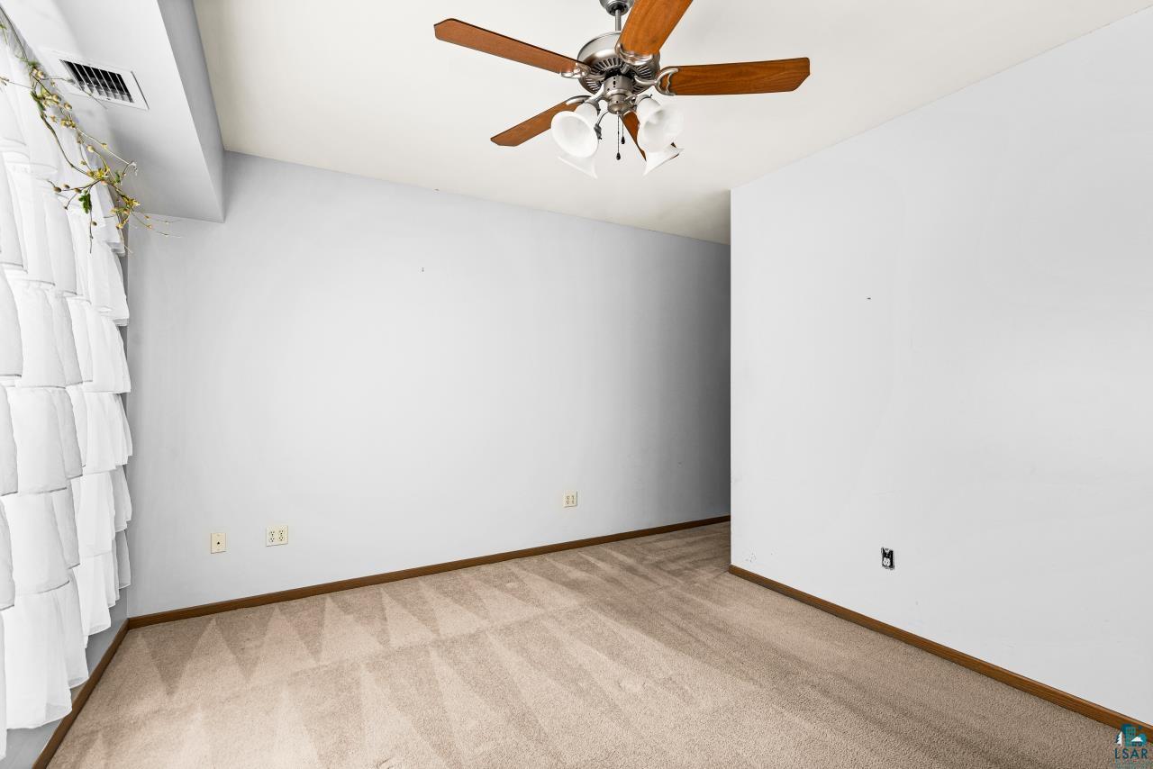 4042 Haines Road, Unit 205 Duluth, MN 55811 - Photo 23 of 44