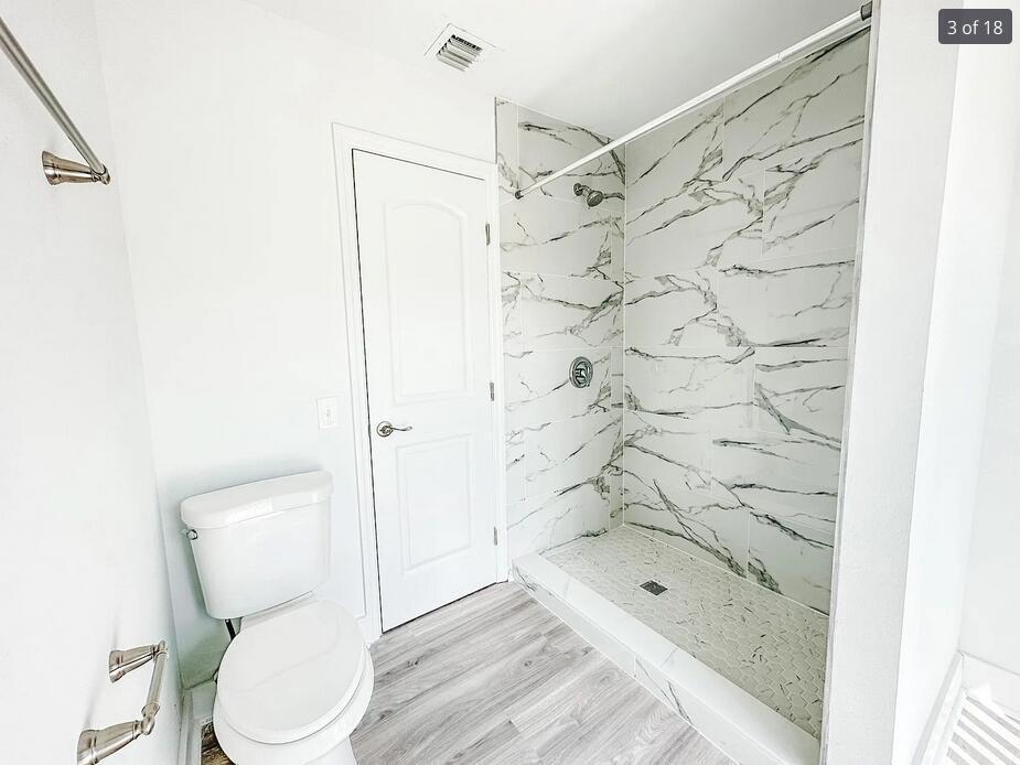 3048 Northwest 27th Terrace Boca Raton, FL 33434 - Photo 6 of 10 Bath