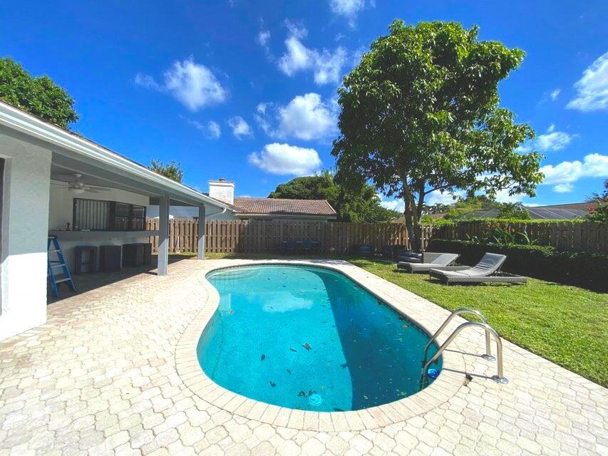 3048 Northwest 27th Terrace Boca Raton, FL 33434 - Photo 9 of 10 pool