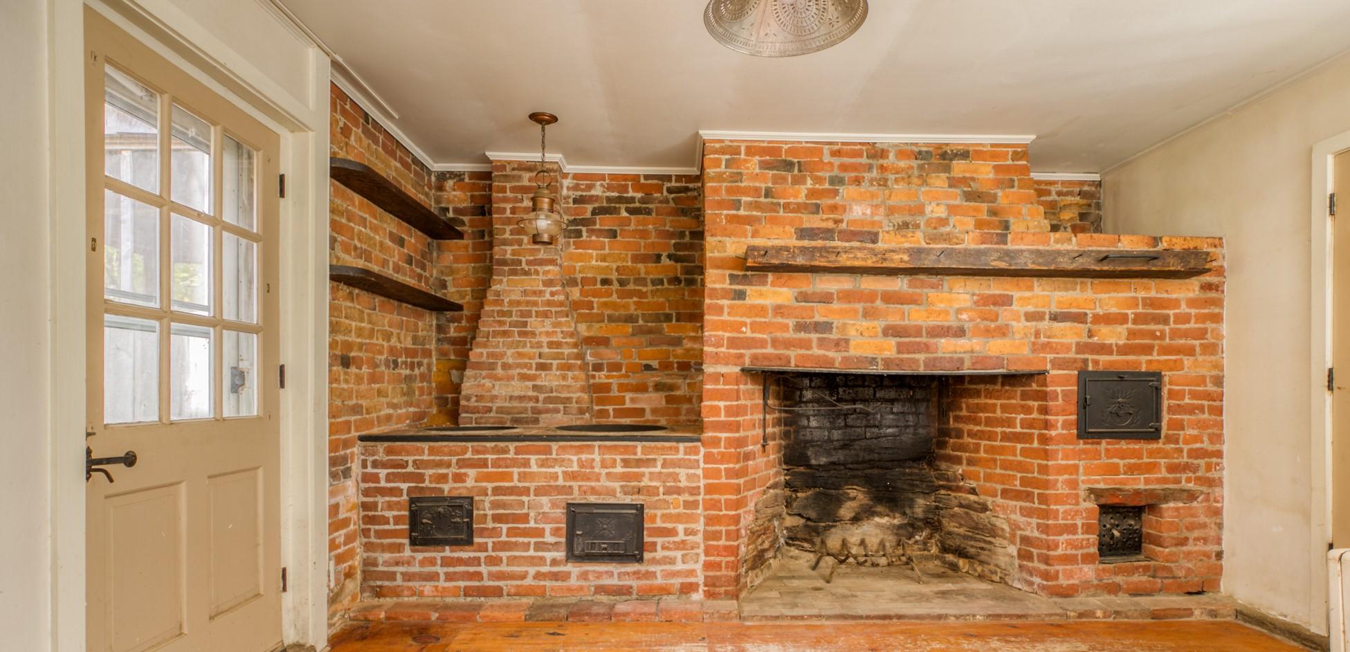 352 Bog Road Vassalboro, ME 04989 - Photo 3 of 34 Kithen fireplace with beehive oven